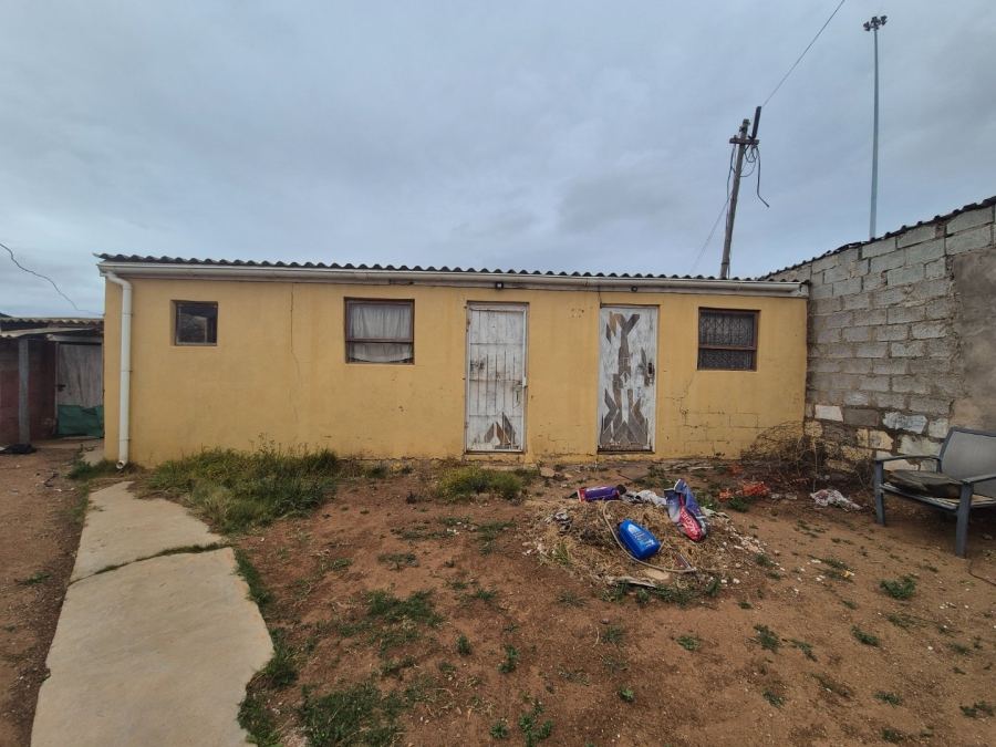 2 Bedroom Property for Sale in Zwide Eastern Cape